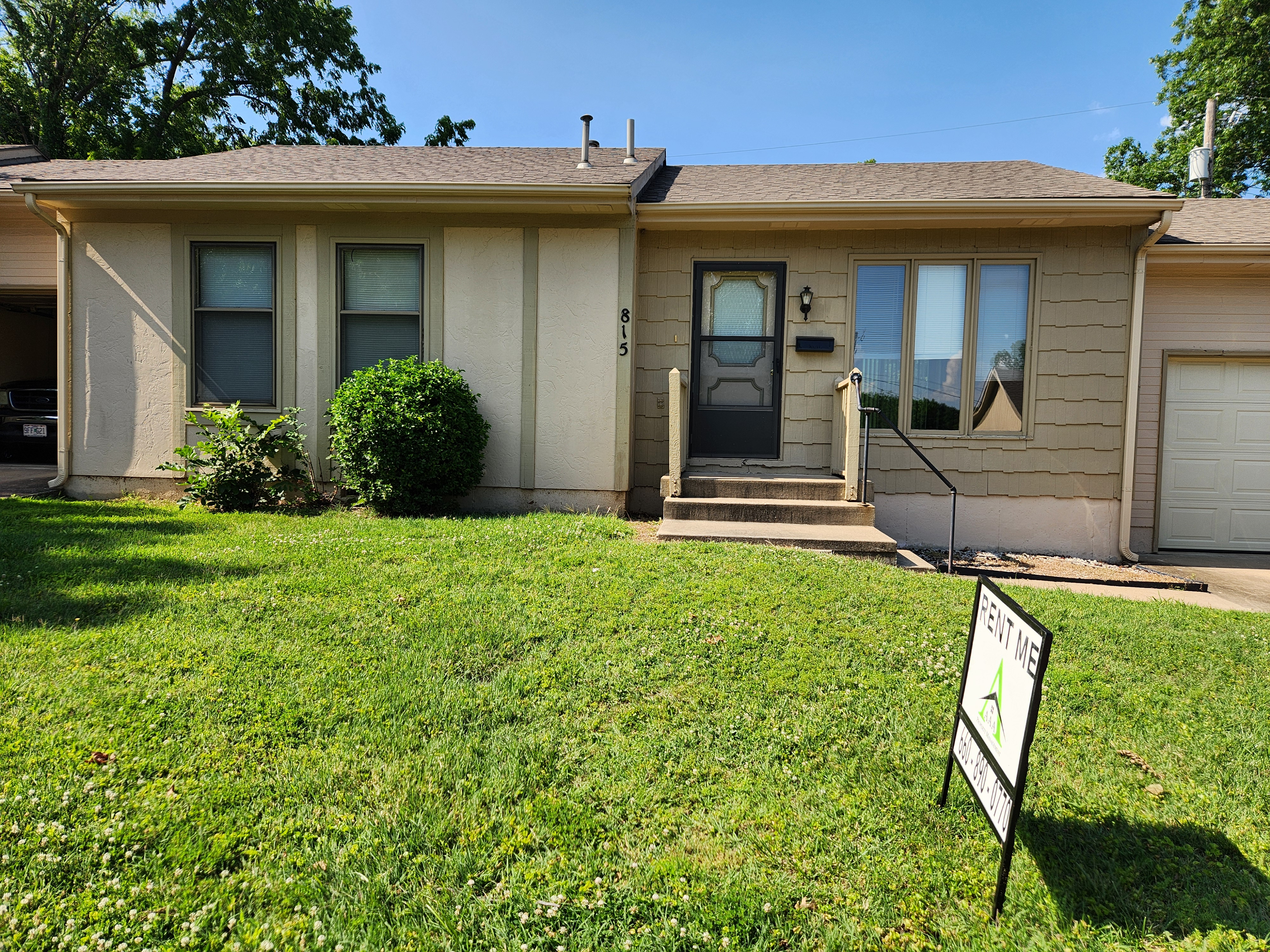 823 Foxrun Drive Clinton Mo