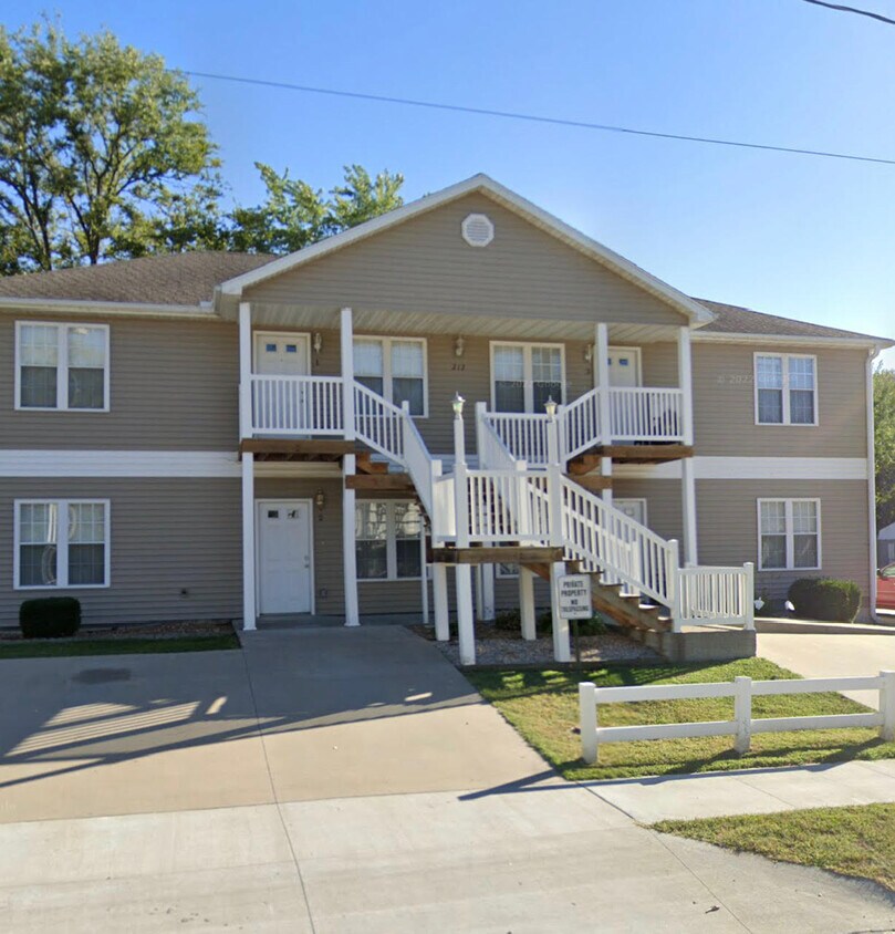 212 W Green St Apt #2 