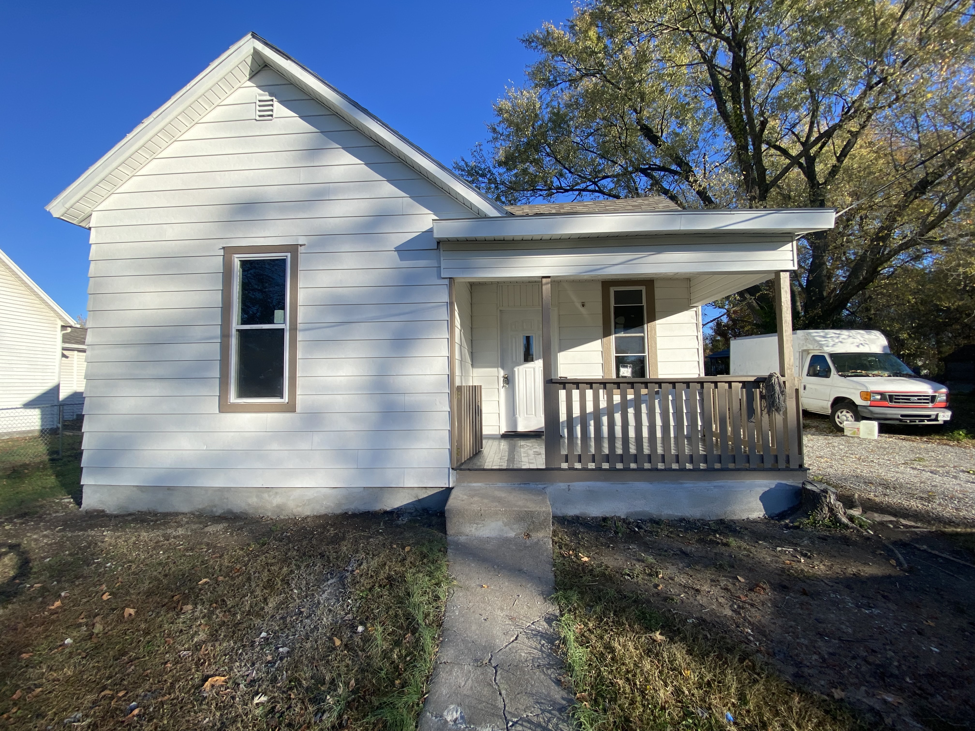 711 E Jefferson